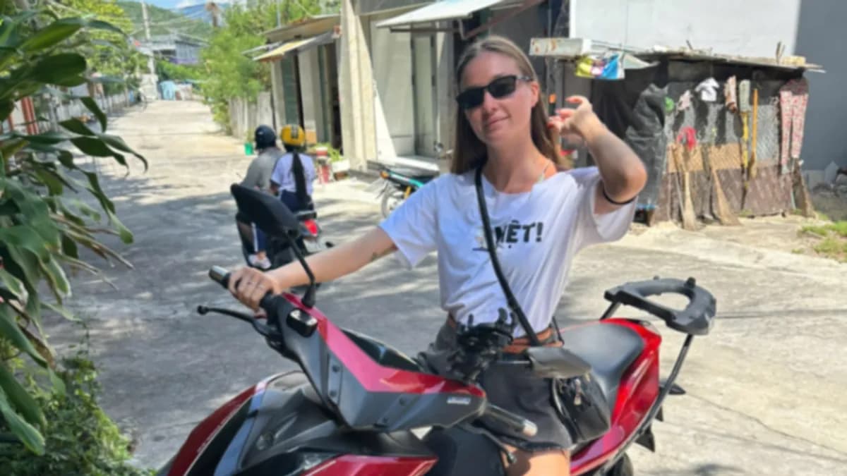Scooter or Manual Bike in Nha Trang? How to Choose Right