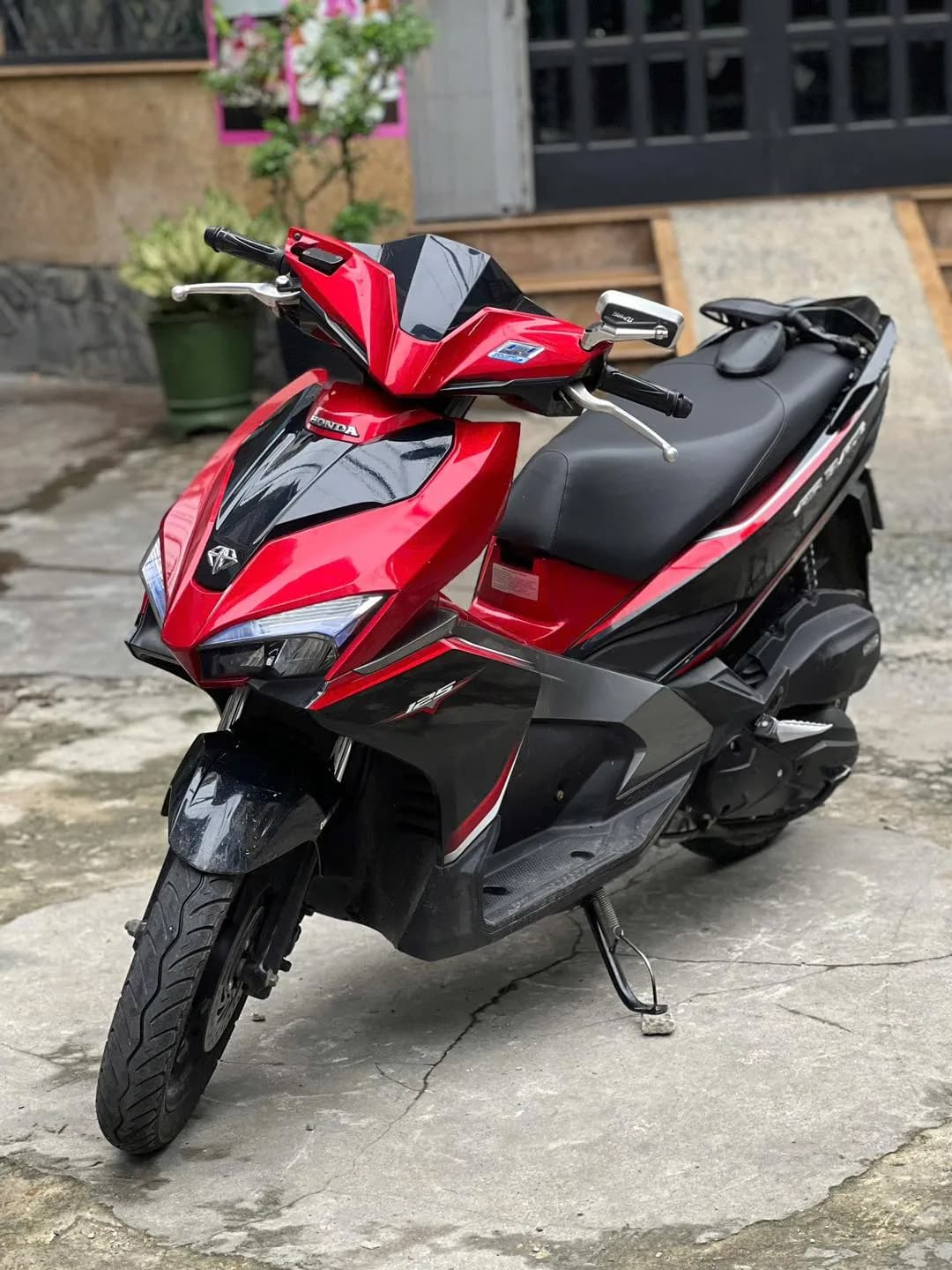 Red Air Blade